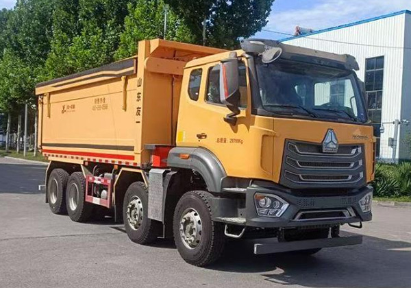 路面養(yǎng)護(hù)車(chē)