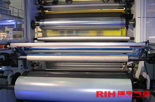 機械式無桿氣缸應用飛刀裝置 機械式無桿氣缸應用飛刀裝置